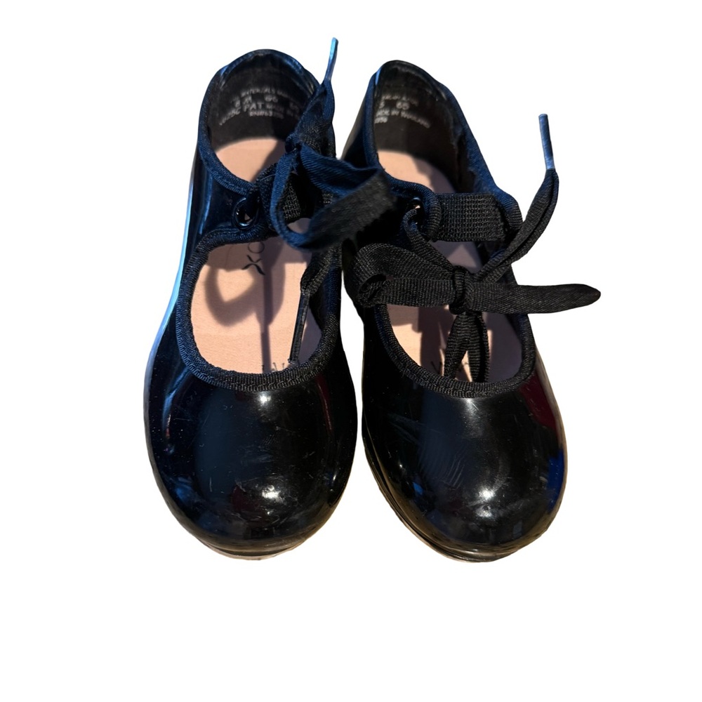 Tap Shoes Black size 8 medium for toddler